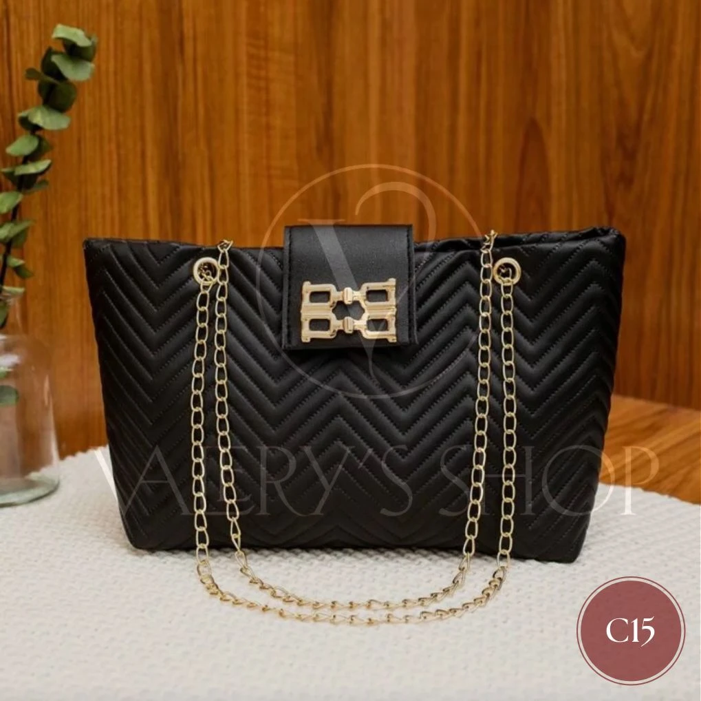 Bolso negro de hombro femenino C15's foto | Valery’s Shop |  BizneCubano