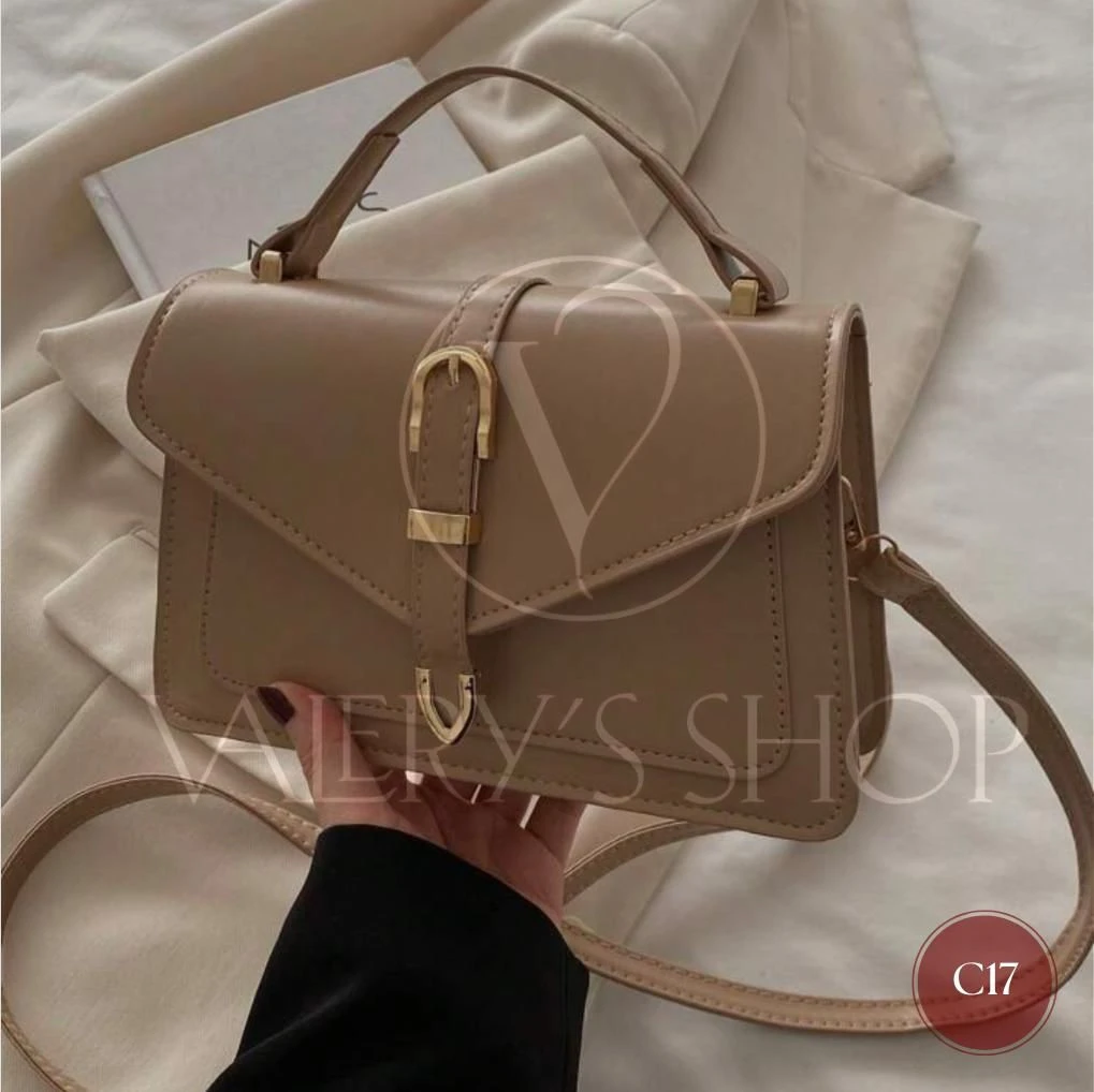 Bolsa cuadrada con diseño C17's foto | Valery’s Shop |  BizneCubano